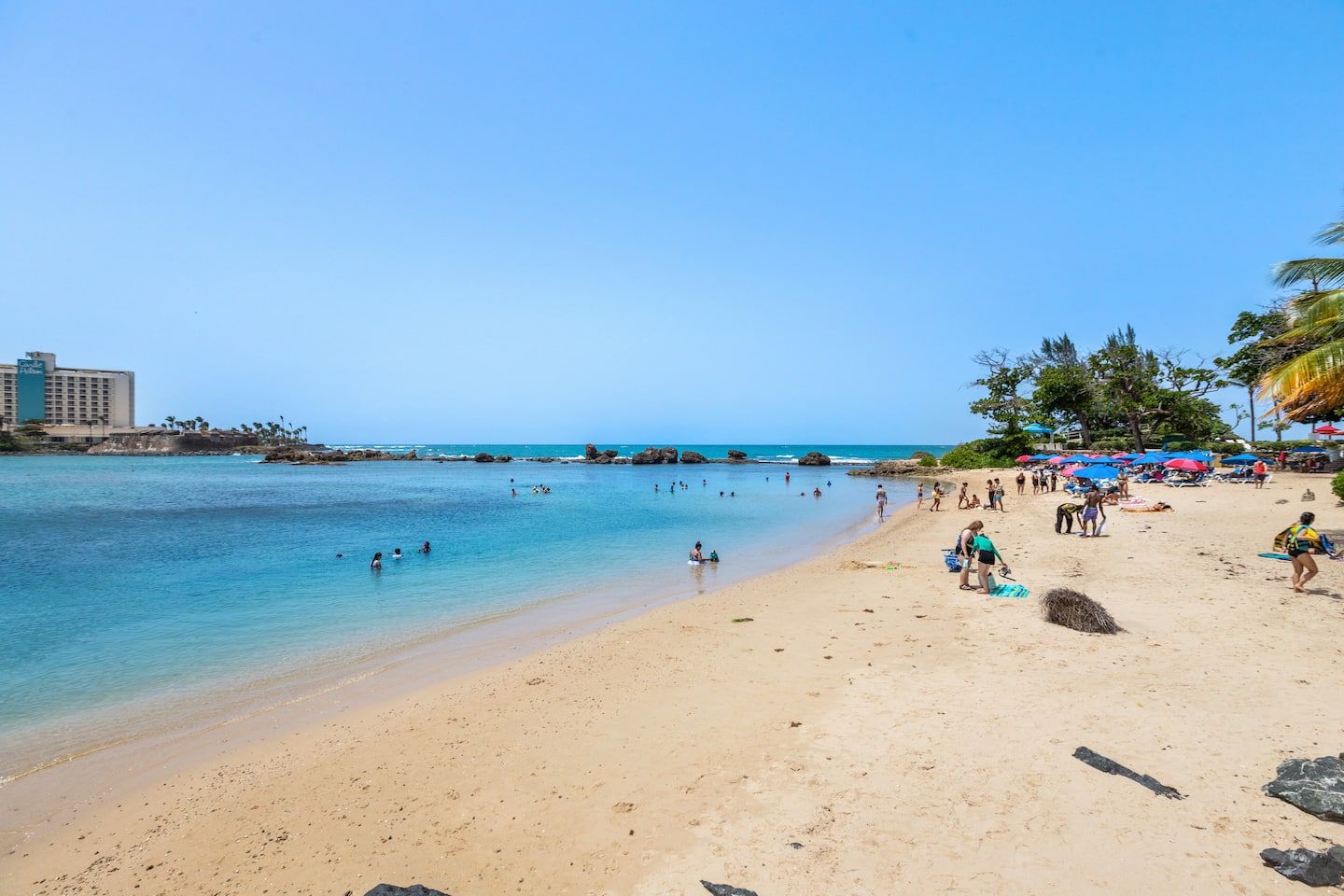 Balneario Condado beach on a clear day